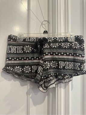PINK Victoria's Secret Black & White Fair Isle Knit Lounge Shorts